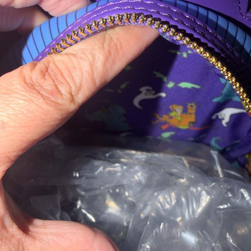 Loungefly Scooby-Doo Mystery Inc. Haunted Mansion Lenticular Mini Backpack - Picture 14 of 14